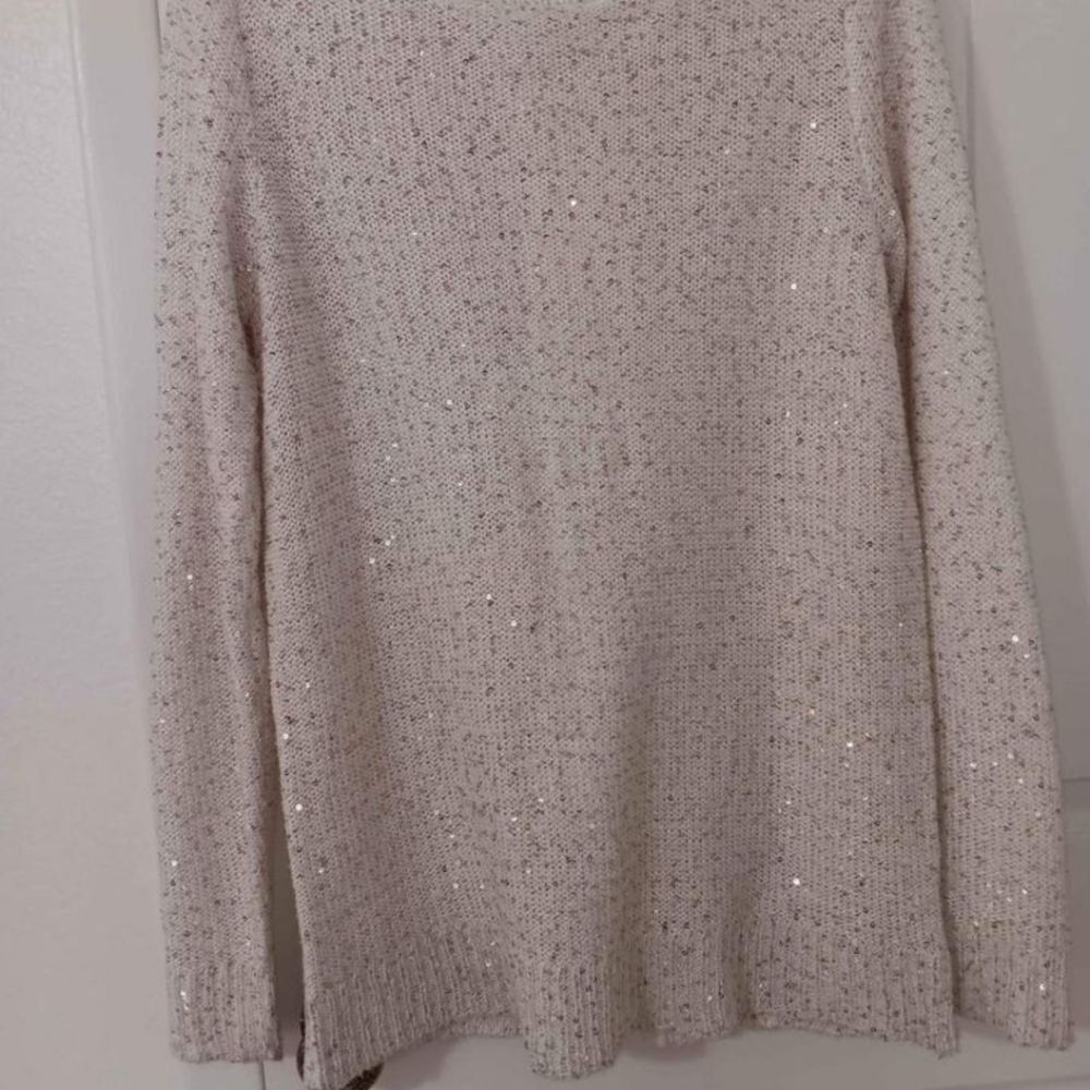 Sweater - Picture 3 of 7